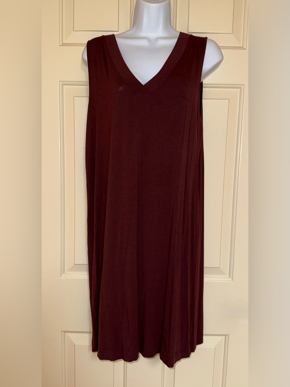 Hanro V Neck Tank Nightgown